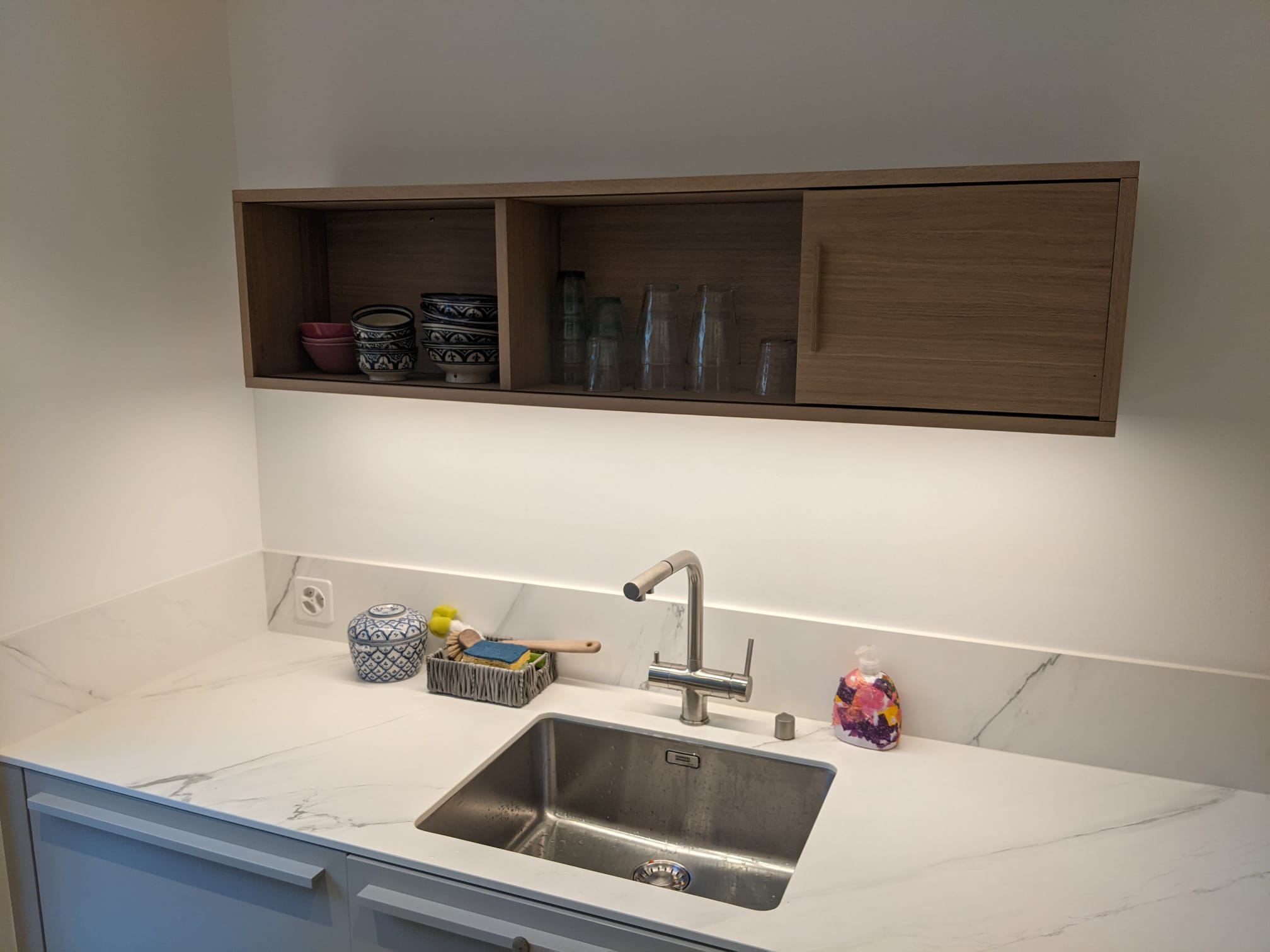 Küchenrenovation mit Elektroinstallation von FH Elektrotechnik